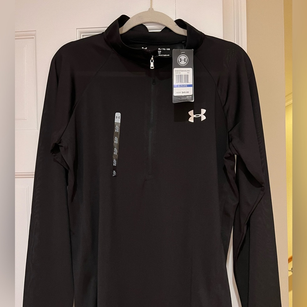 Under Armor women’s active wear top